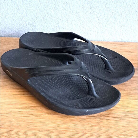 OOFOS OOriginal Recovery Flip Flops Sandal Black 38 Womens 7 Mens 5 Thongs - Picture 1 of 9